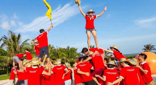 Hoạt động teambuilding (Ảnh: Sưu tầm)