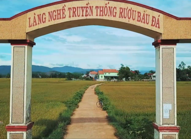 Làng nghề truyền thống rượu Bầu Đá